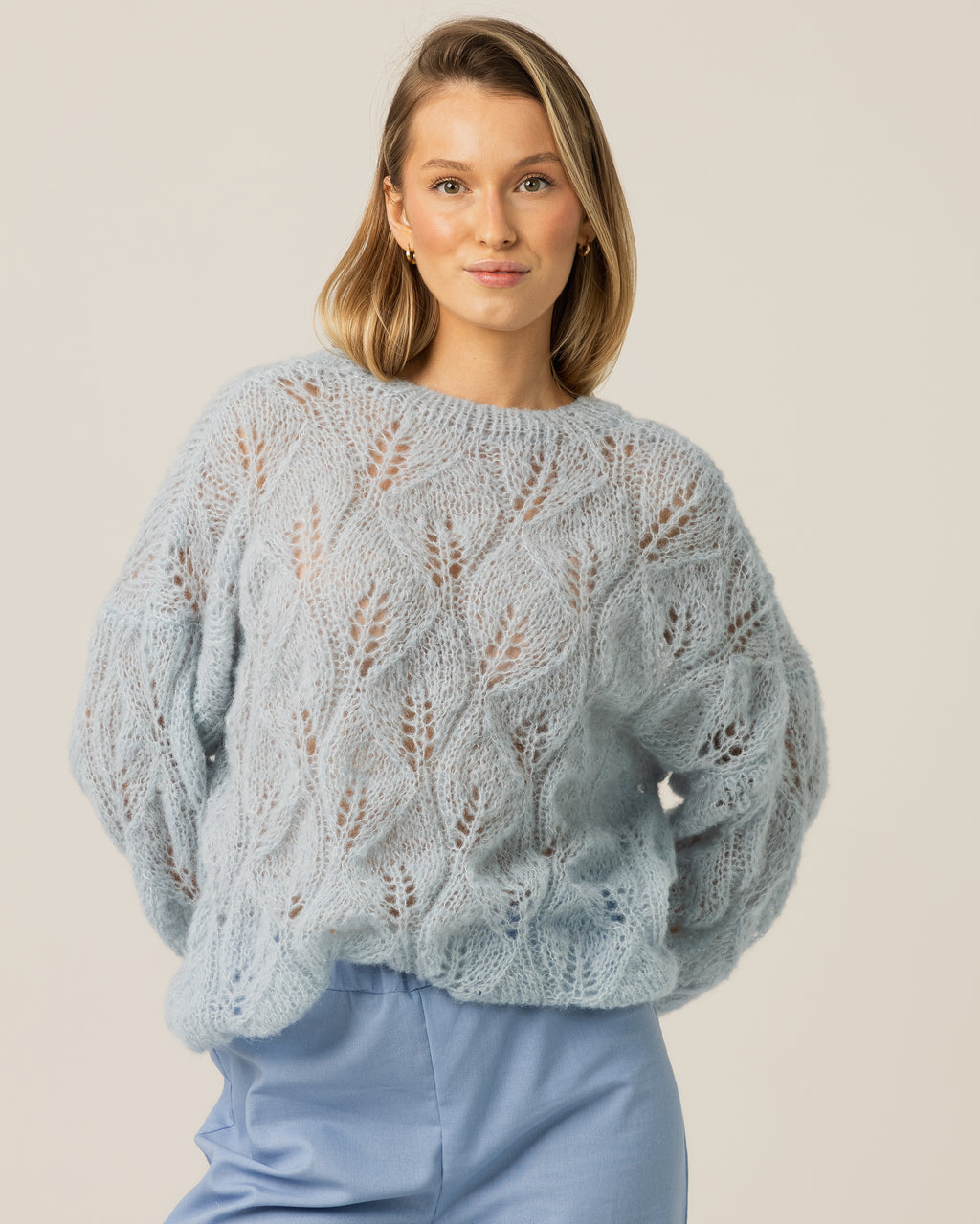 Sweter ISA - Handmade