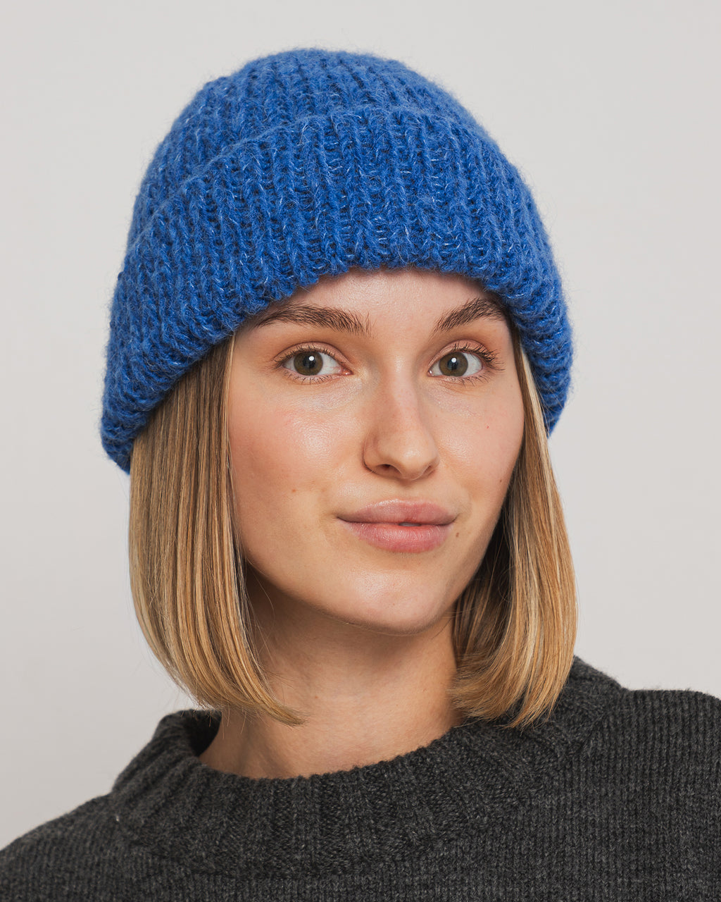 Czapka DARLA - Kobaltowa